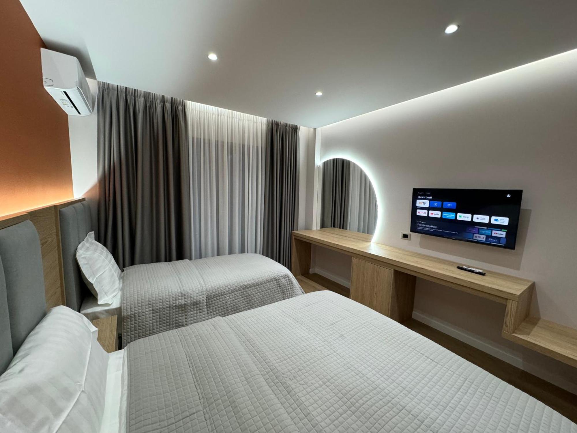 Hotel Lyhnidas Udenisht Ngoại thất bức ảnh