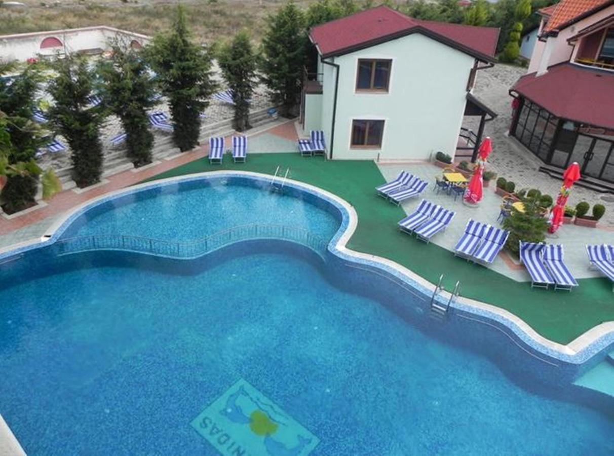 Hotel Lyhnidas Udenisht Ngoại thất bức ảnh