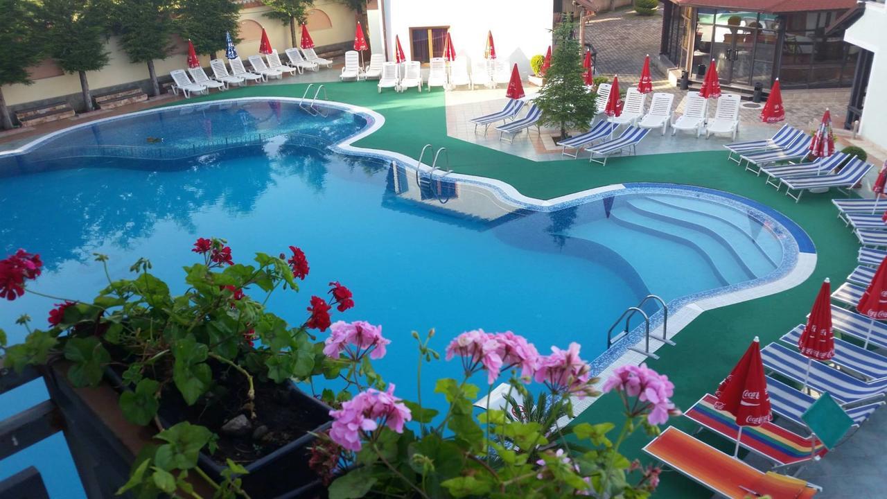 Hotel Lyhnidas Udenisht Ngoại thất bức ảnh