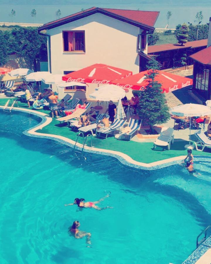 Hotel Lyhnidas Udenisht Ngoại thất bức ảnh