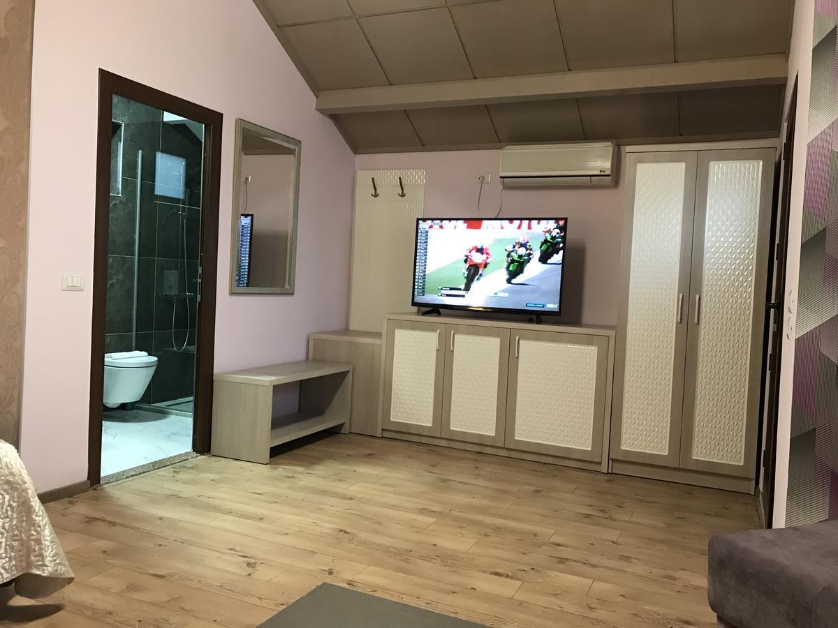 Hotel Lyhnidas Udenisht Ngoại thất bức ảnh