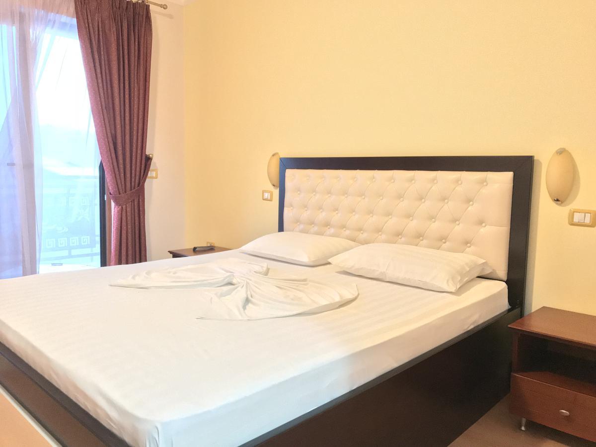Hotel Lyhnidas Udenisht Ngoại thất bức ảnh