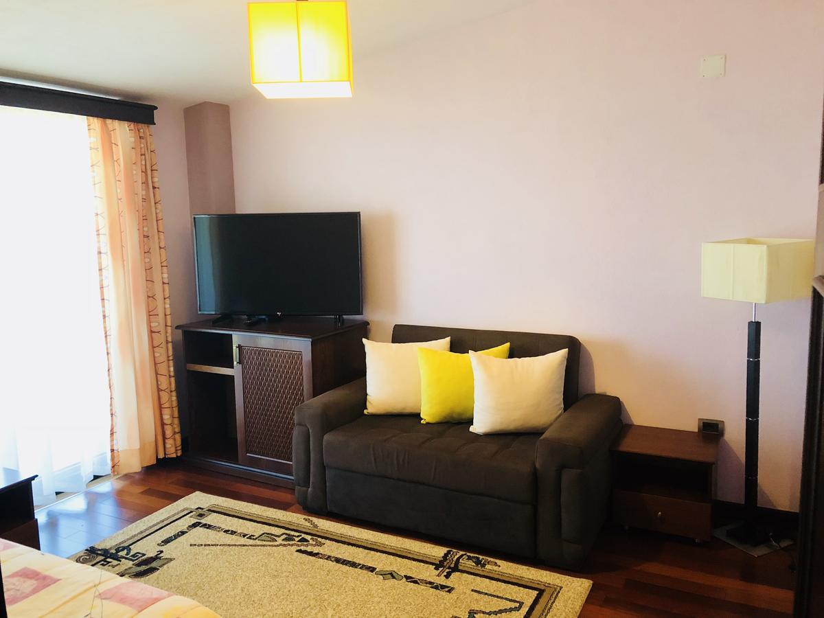 Hotel Lyhnidas Udenisht Ngoại thất bức ảnh